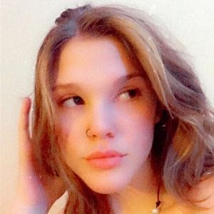 Meet your Posher, Alexandra